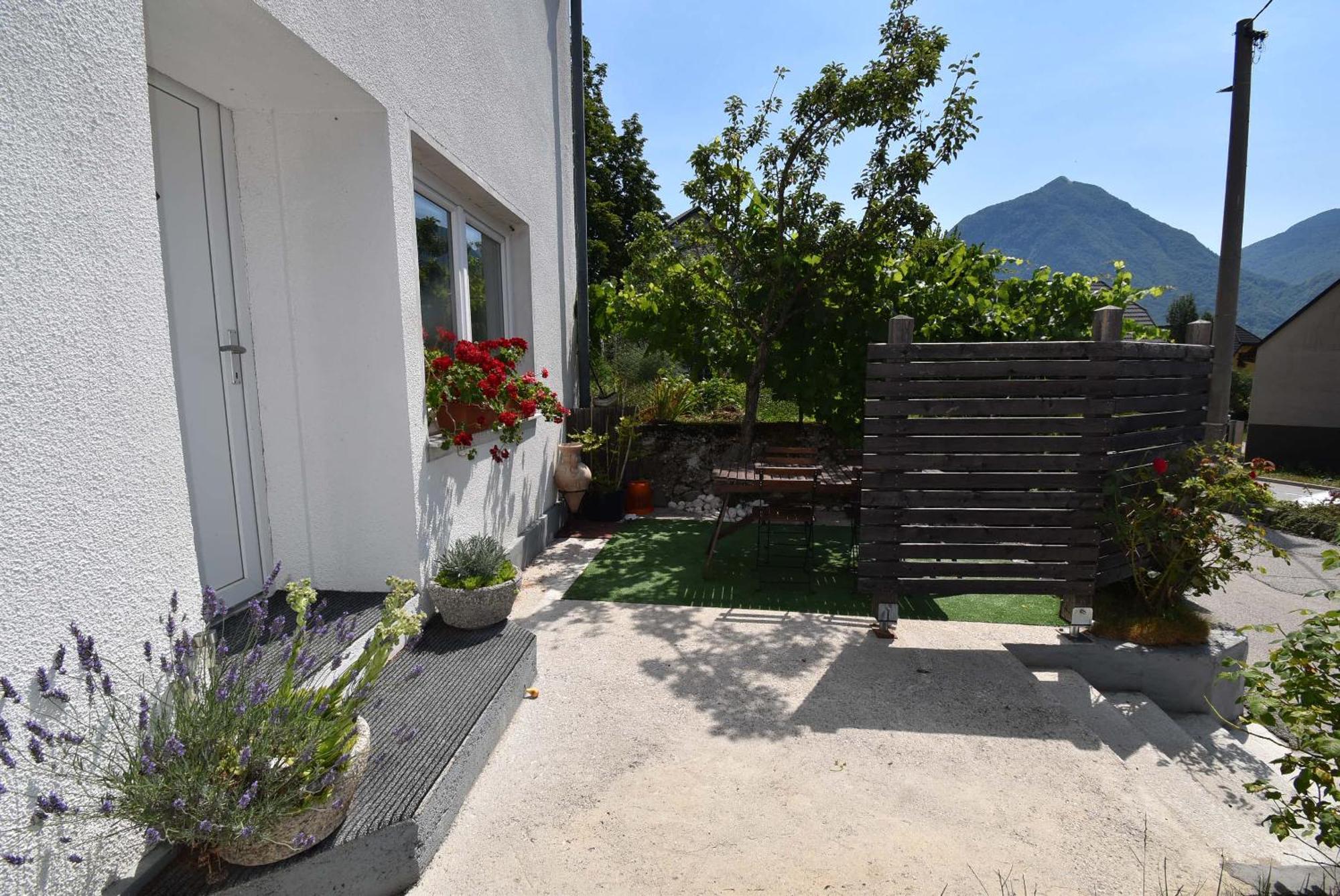 Apartments Free Alps, Massage & Wine Bovec Extérieur photo